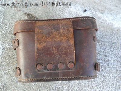 二戰日軍13年式望遠鏡牛皮盒子 一件戰爭記憶中的工藝古董